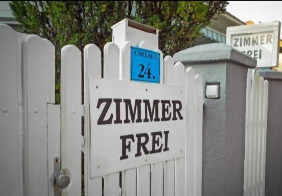 Czinger Vendegszobak Mosonmagyaróvár Eksteriør bilde